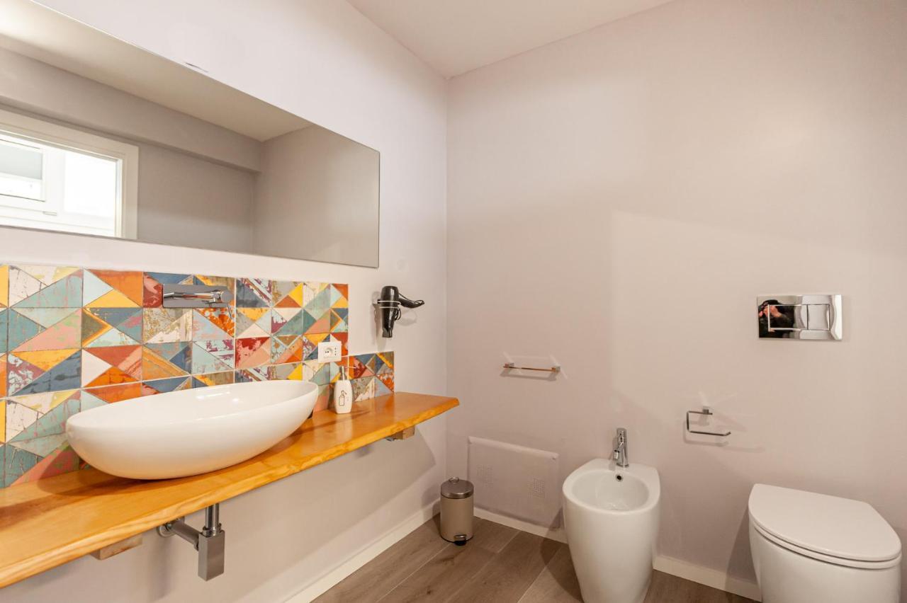 Lemon'S Apartment Elmas Екстер'єр фото